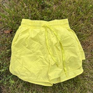 Buff bunny flo shorts